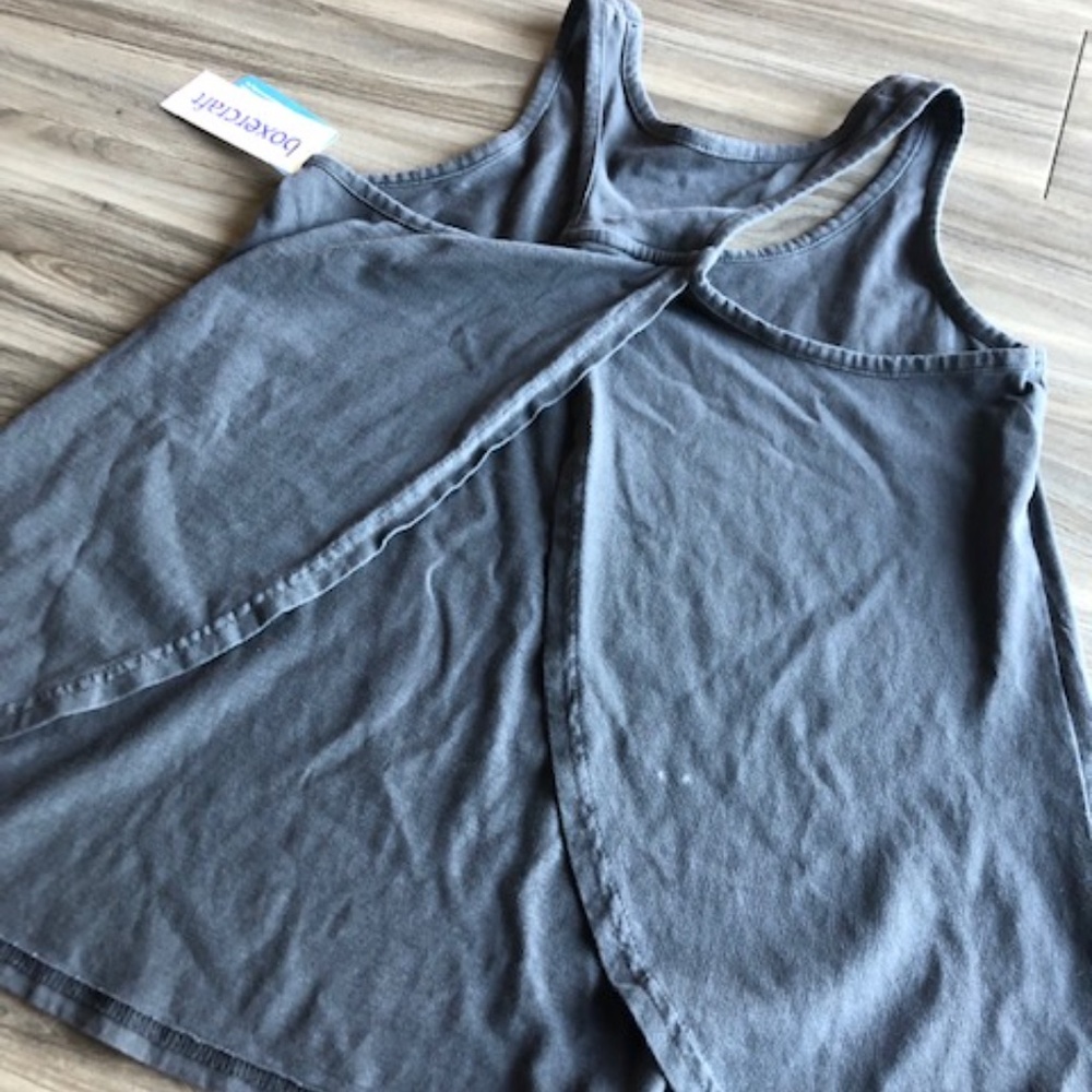 Open Back Tank - Picture 5 of 5